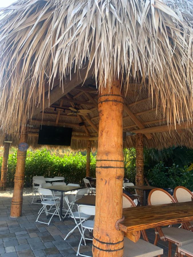 Buffalo Chip'S Ranch House Motel Bonita Springs Extérieur photo
