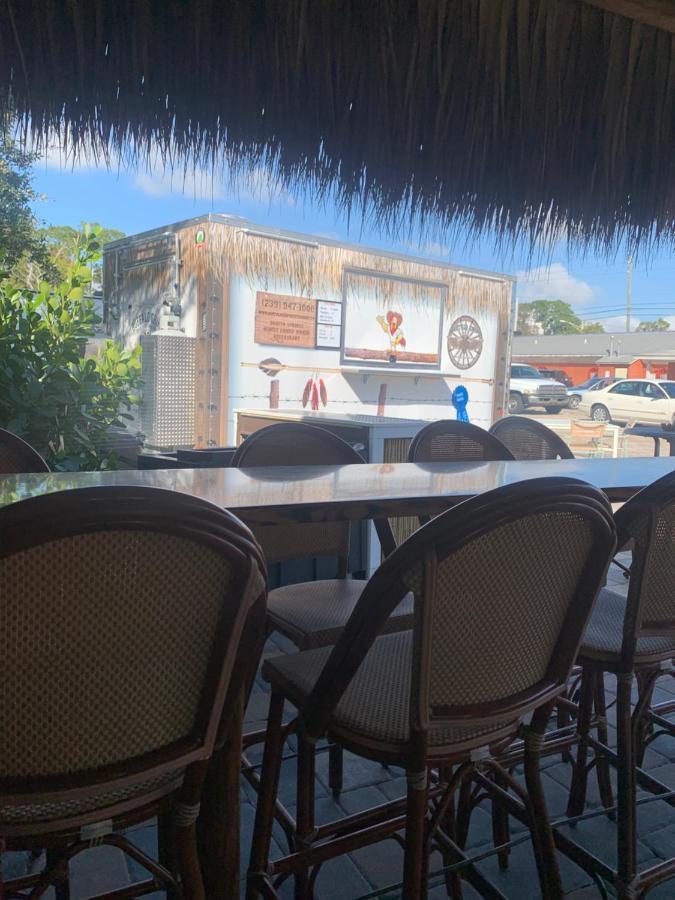 Buffalo Chip'S Ranch House Motel Bonita Springs Extérieur photo