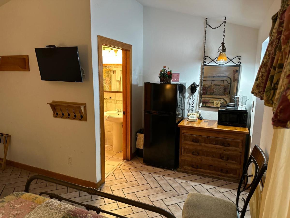 Buffalo Chip'S Ranch House Motel Bonita Springs Extérieur photo