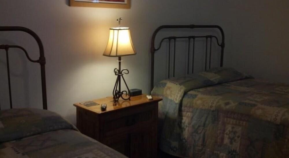 Buffalo Chip'S Ranch House Motel Bonita Springs Extérieur photo