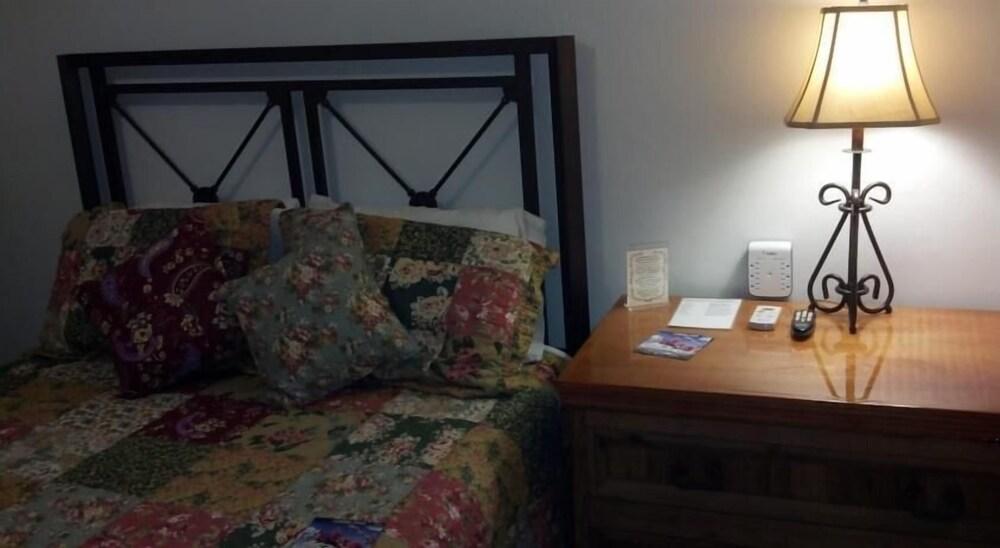 Buffalo Chip'S Ranch House Motel Bonita Springs Extérieur photo