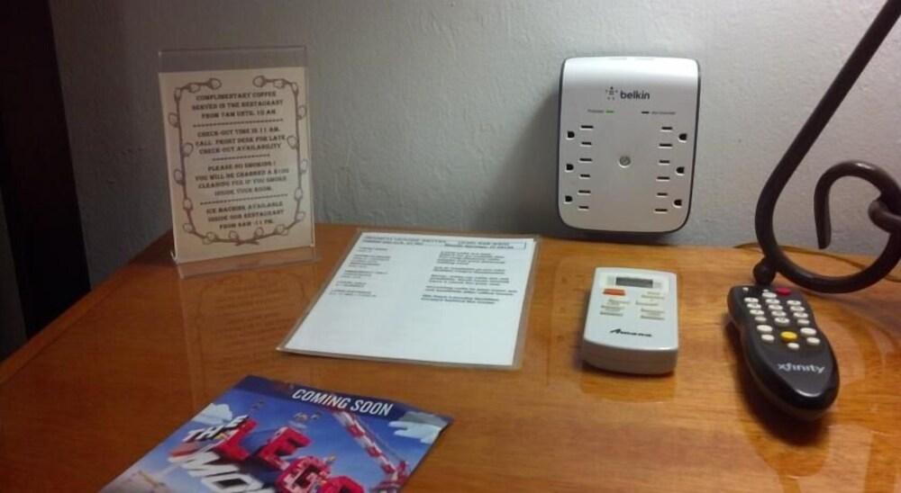 Buffalo Chip'S Ranch House Motel Bonita Springs Extérieur photo